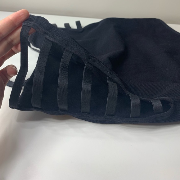 🖤Black Body Suit with Side Cutouts🖤 - Picture 6 of 6